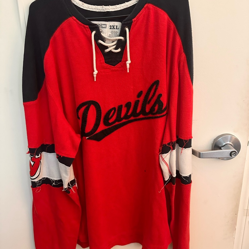 New Jersey Devils Hockey Pullover